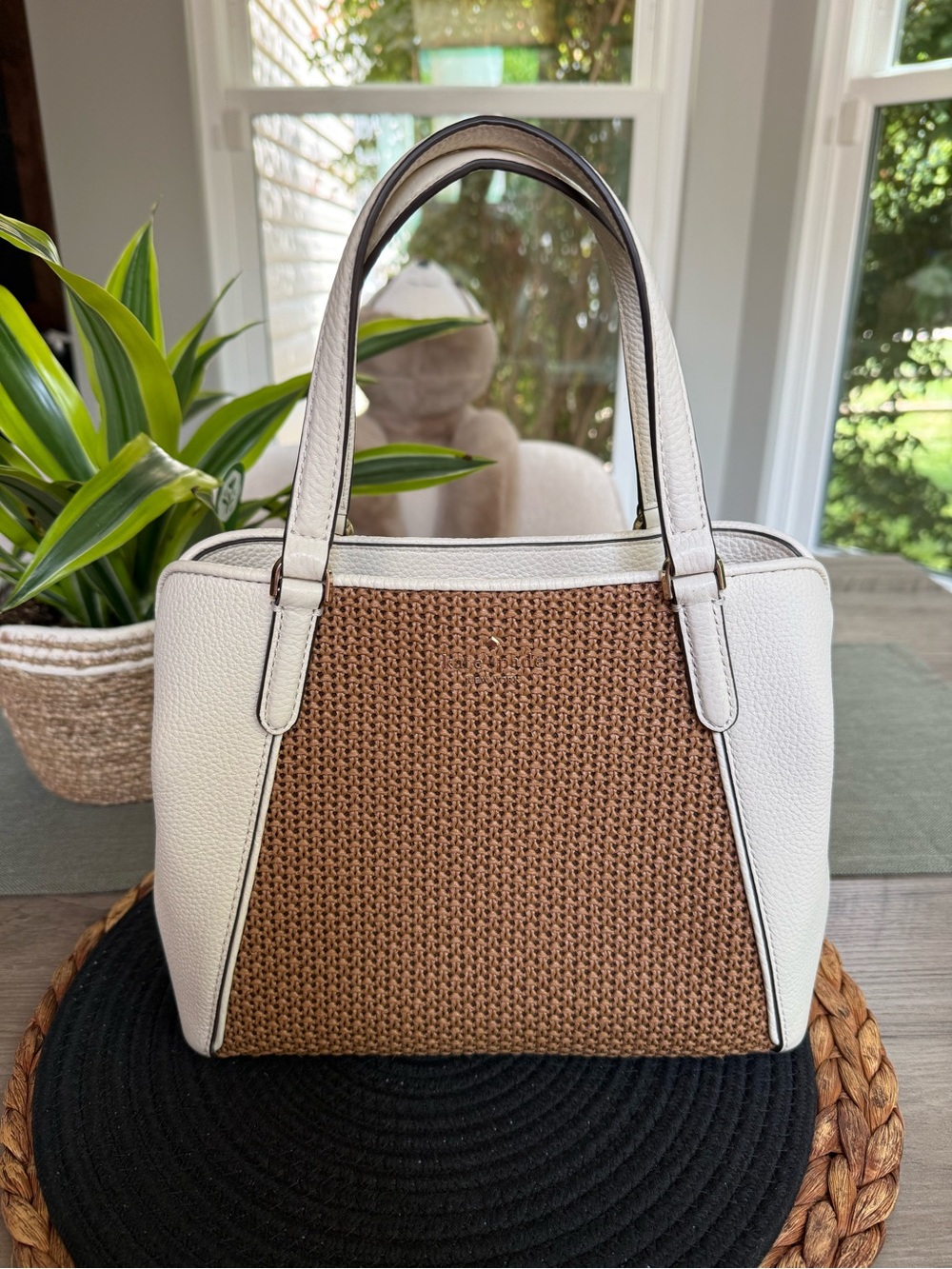 🌺 Like New Kate Spade Jackson Straw Medium Triple Compartment Satchel